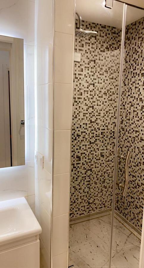 Rue Russie Appartement Tanger Exteriör bild