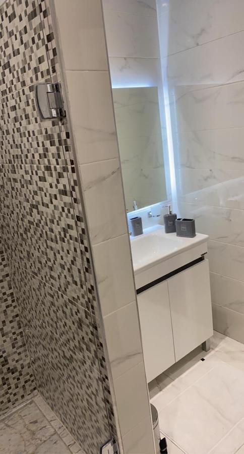 Rue Russie Appartement Tanger Exteriör bild